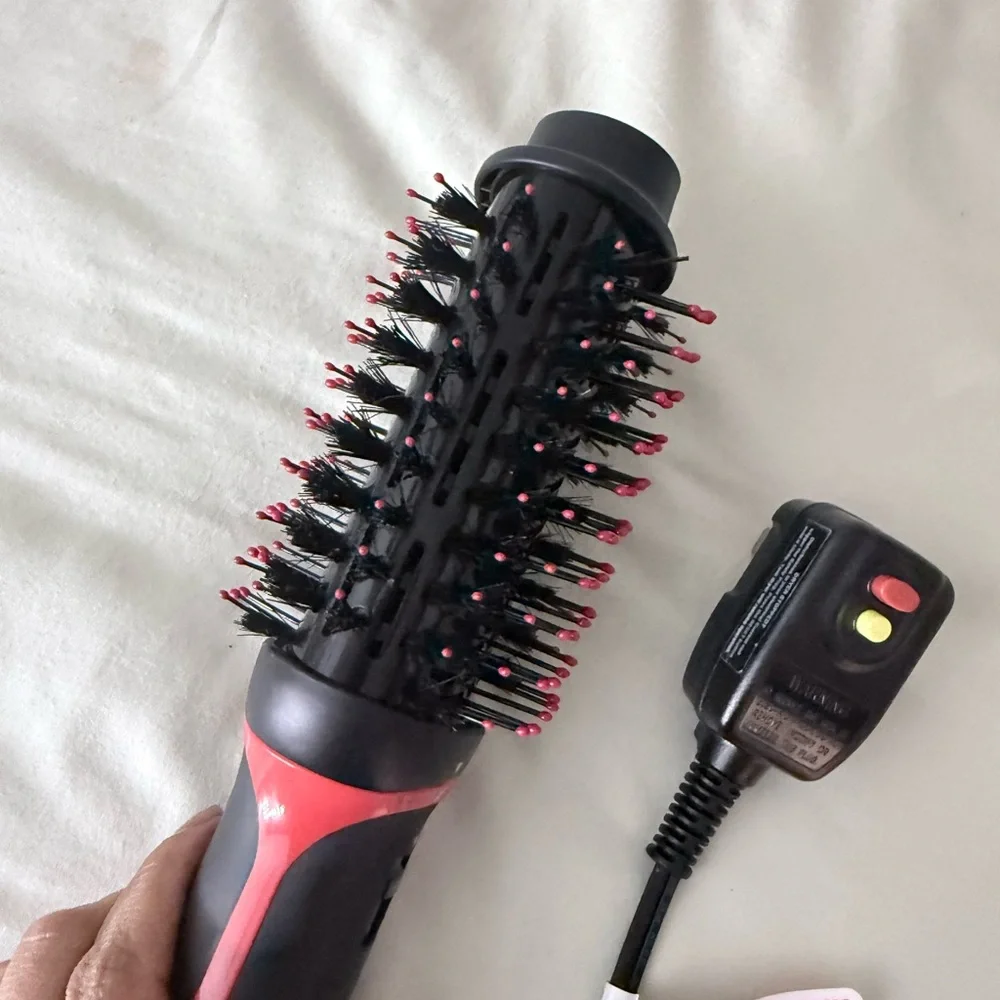 ✨ Revlon One-Step Hair Dryer and Volumizer – Clean, Perfect Condition - Picture 3 of 15